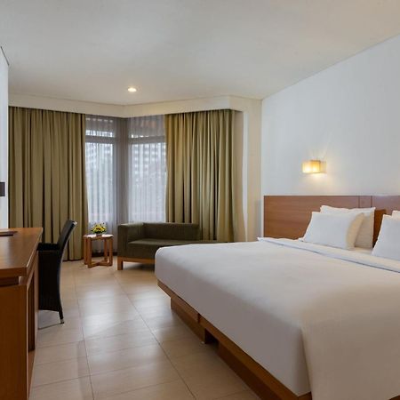 Hotel Santika Bandung Exteriér fotografie