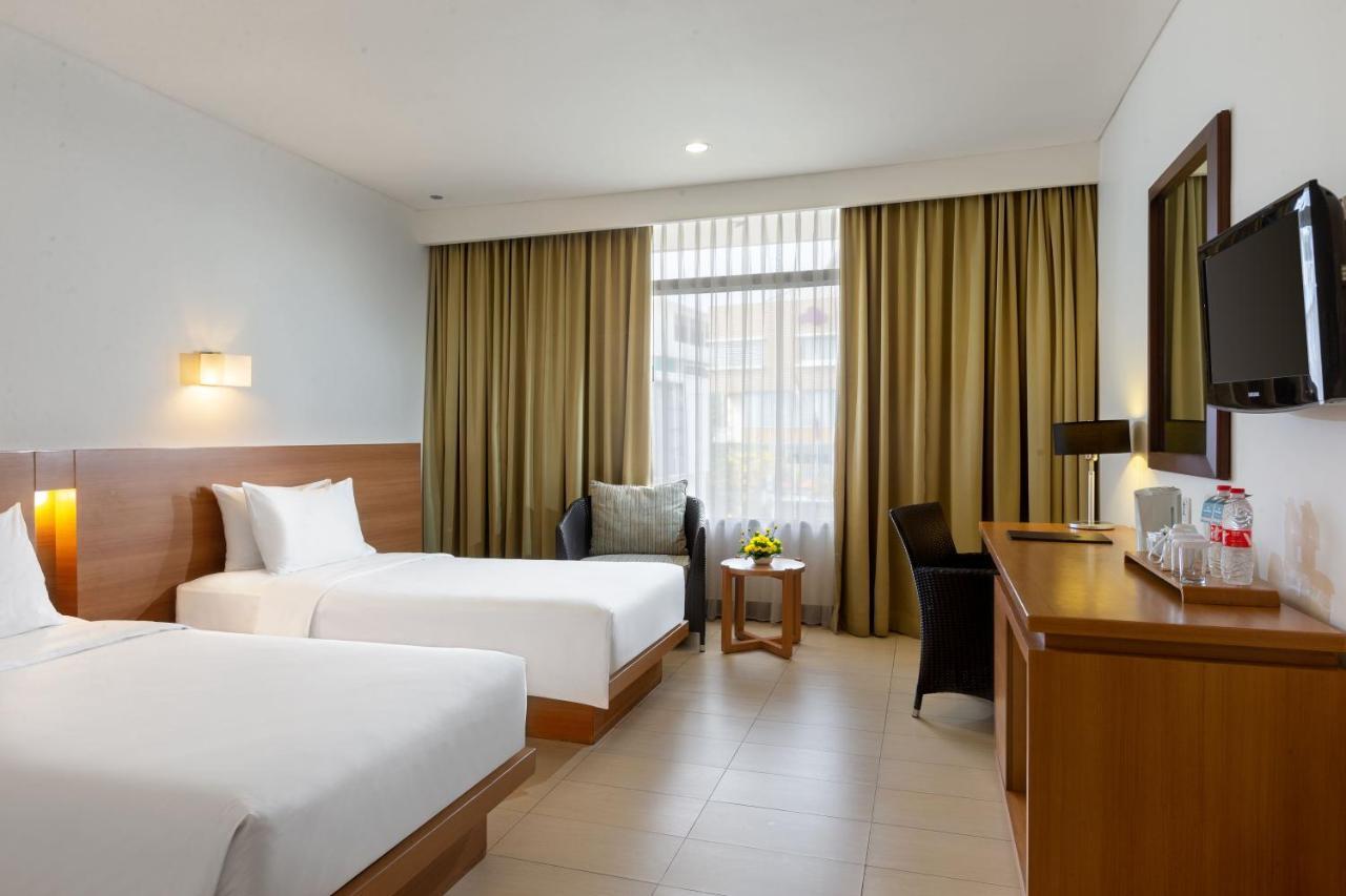Hotel Santika Bandung Exteriér fotografie