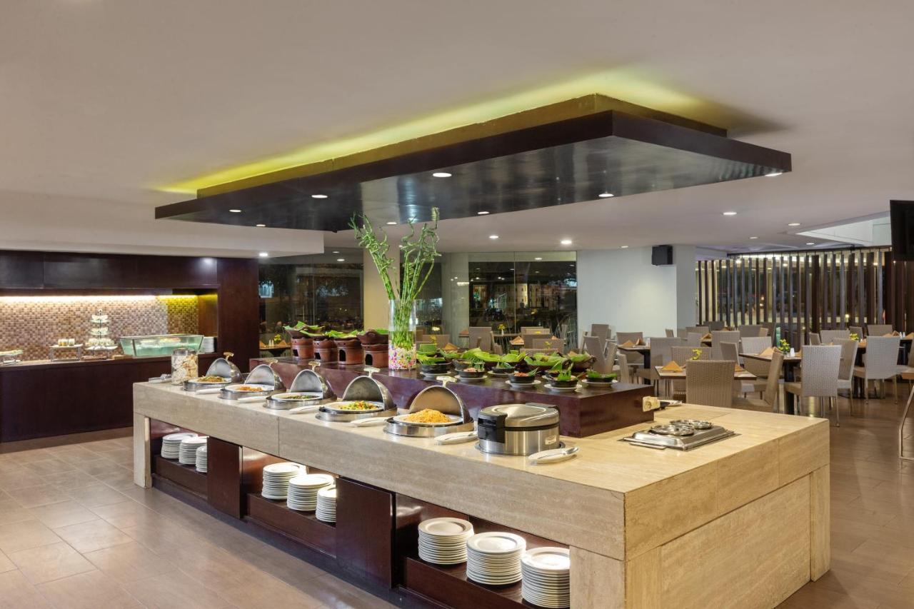 Hotel Santika Bandung Exteriér fotografie