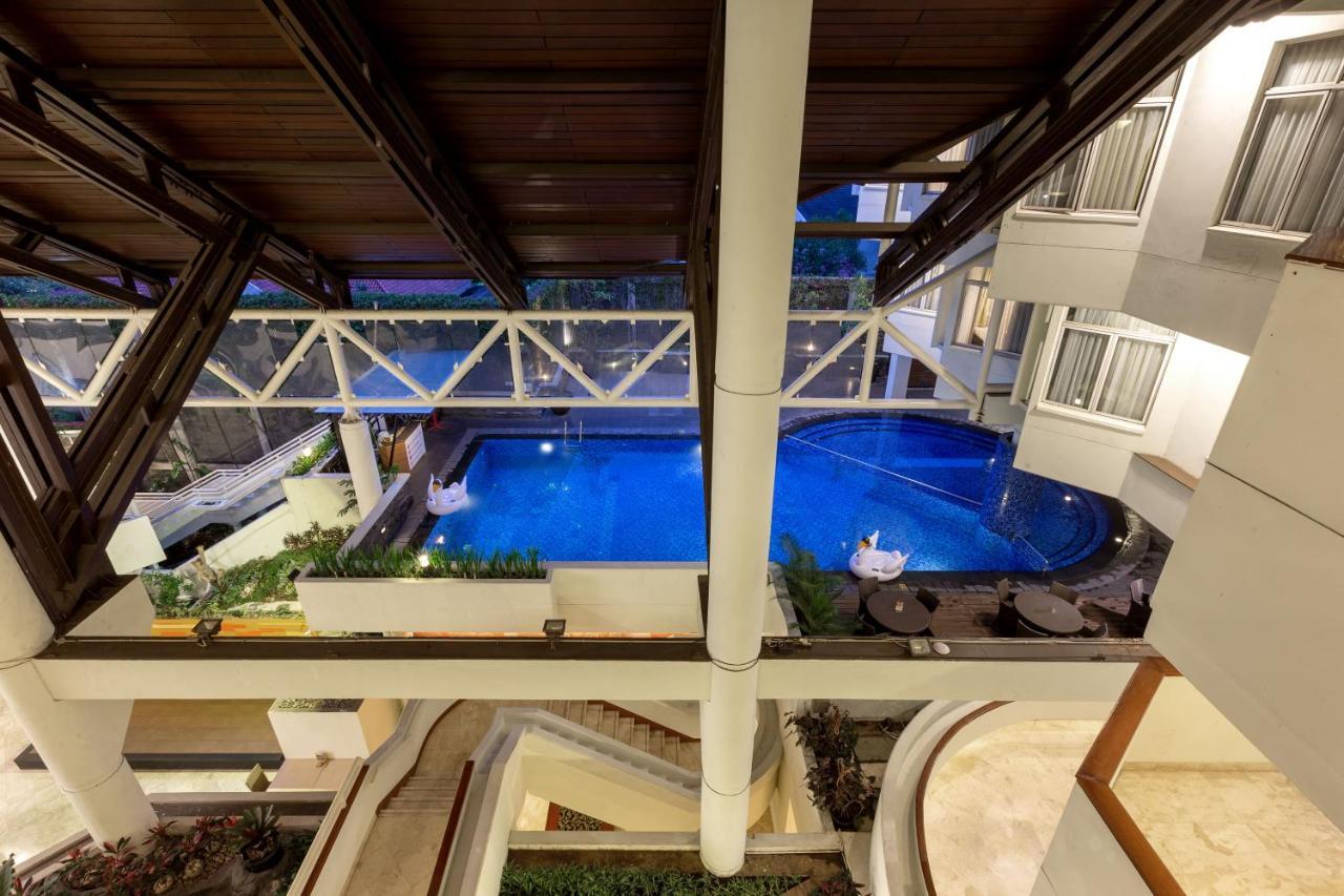 Hotel Santika Bandung Exteriér fotografie